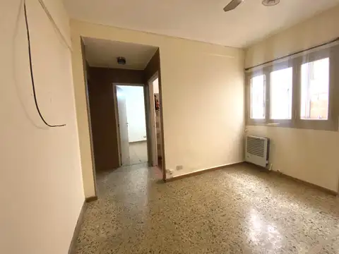 Departamento en Venta en Pompeya, USD 42.000