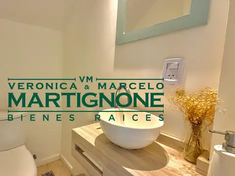 Casa 4 ambientes con 3 baños