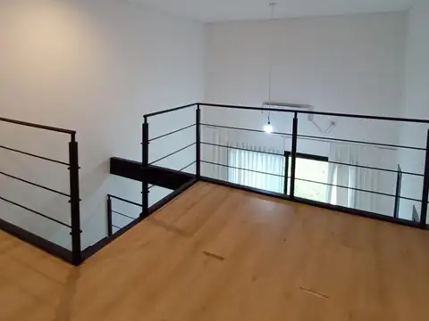 Depto Tipo Casa en Alquiler de 1 dormitorio