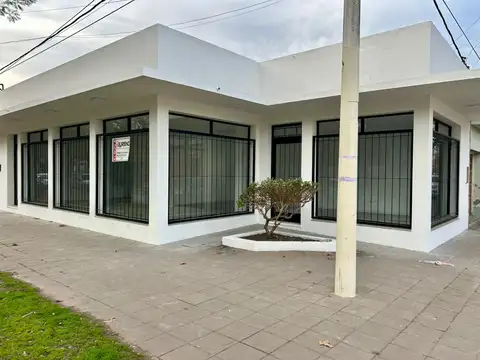 ALQUILER - LOCAL CENTRICO