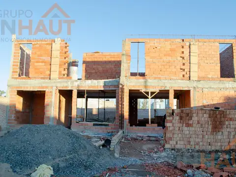 Depto Tipo Casa en Venta en Cipolletti, USD 260.960