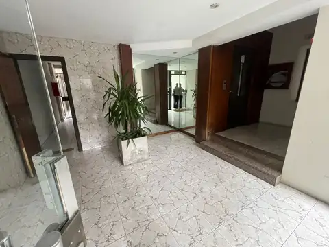 57 300, Piso 3