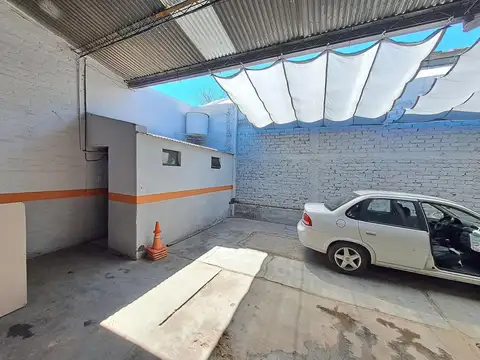 Local comercial / Galpón en Venta - RENTABILIDAD 15% ANUAL EN DOLARES!