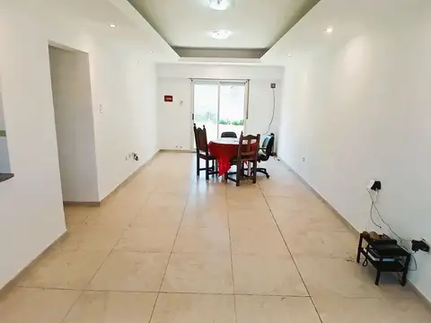 Casa 3 dormitorios con verde - Zona 161 y 521 - Romero