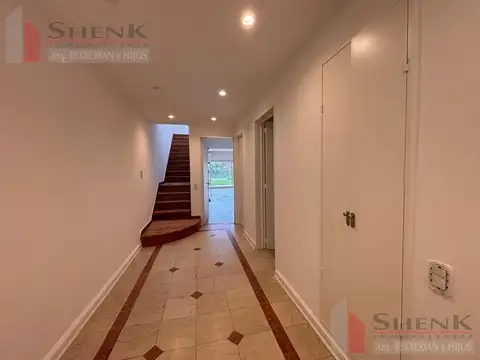 Casa en Alquiler de 5 dormitorios