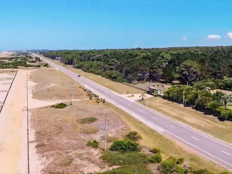 Terreno en Venta 50  mts Fondo