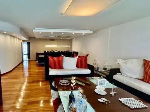 Departamento 5 ambientes con 3 baños