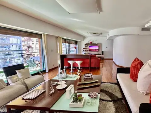 Departamento en Venta con 2 cocheras