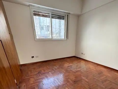 PH -3 AMBIENTES LUMINOSO ".EXCELENTE UBICACION" A METROS PARQUE RIVADAVIA