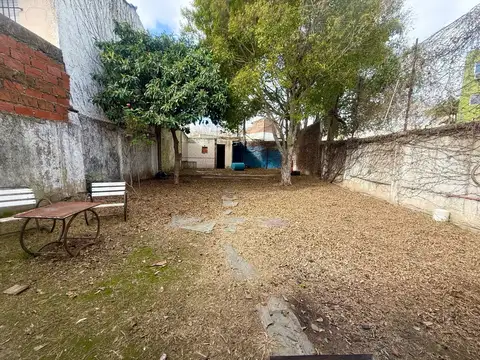 Casa 5 ambientes con 1 baño