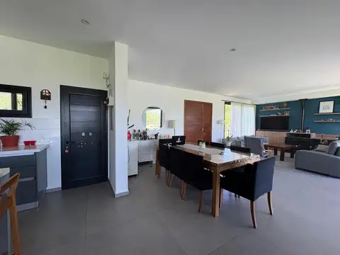 CASA EN VENTA CHACRAS DE LA RESERVA