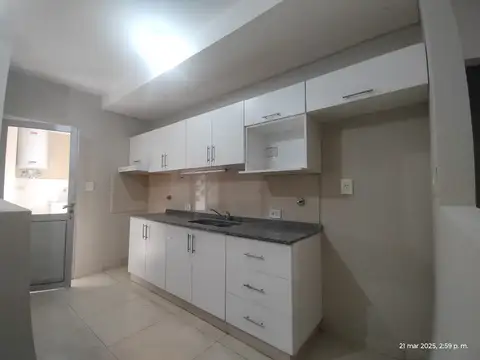 Departamento en Alquiler en Centro, $ 650.000