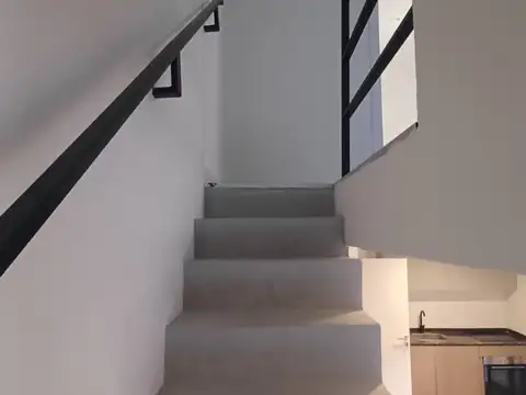 Depto Tipo Casa 3 ambientes con 1 baño
