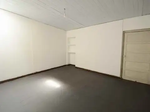 Casa en Alquiler con 1 cochera