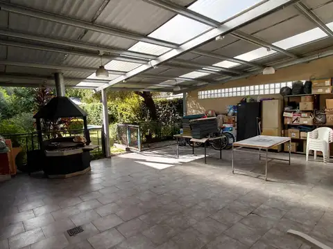 Terreno en Venta 866  mts Frente
