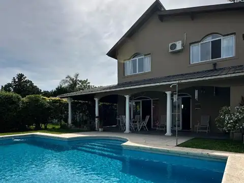 Casa en Venta en Zarate, USD 168.000