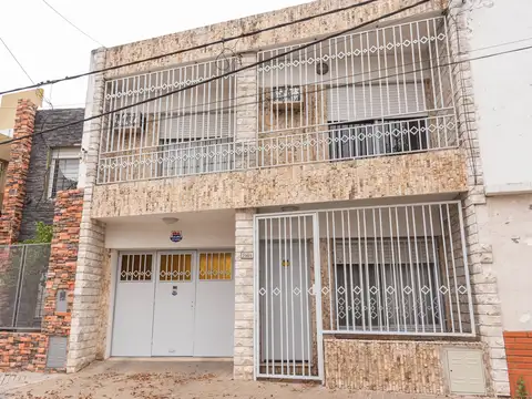 Excelente propiedad- Balcarce 2900
