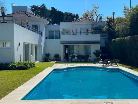 Casa en Venta en Barrio Parque Leloir, USD 799.000