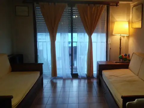 La Rioja 1200, Piso 10