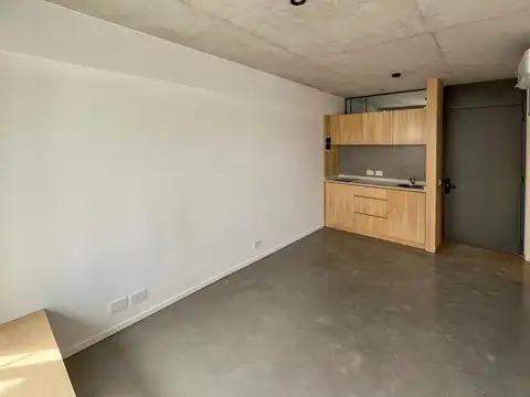 Oficina 2 ambientes con 1 baño