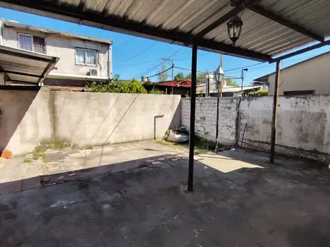 Depto Tipo Casa en Venta en Moron Norte, USD 59.000