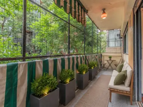 Departamento ·  Venta · Apto Crédito · Dos Ambientes · C/ Balcón Y Lavadero · Parque Chacabuco