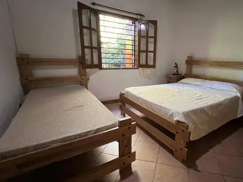 Casa en venta - 3 Dormitorios 2 Baños - Mercedes