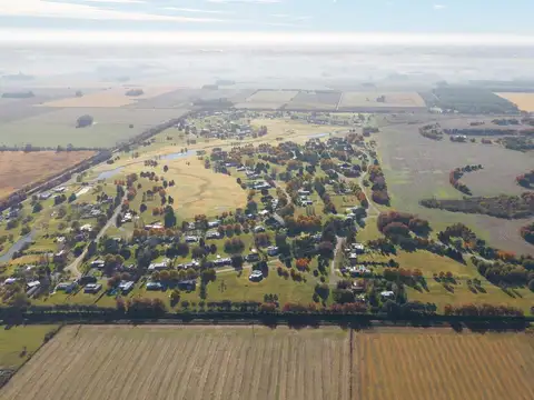 Chacra de 3200 m2 en venta en Carlos Keen - La Primavera Golf