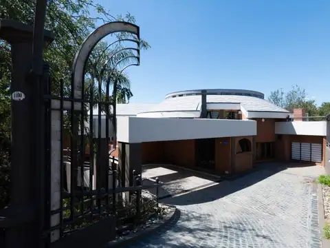 Casa de categoría en Colinas del Cerro