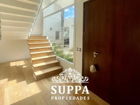 Casa en Venta de 5 dormitorios