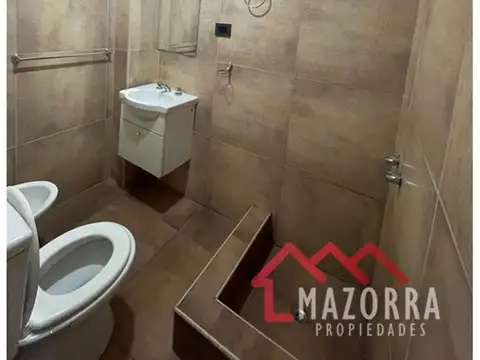 Departamento en Alquiler en Caseros, $ 320.000