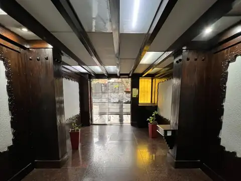 Rosales 200, Piso 2