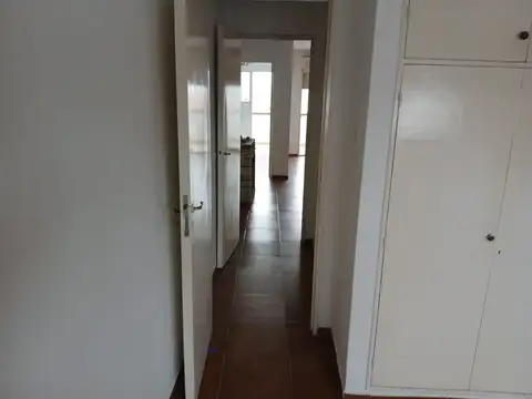 Depto Tipo Casa en Alquiler de 1 dormitorio