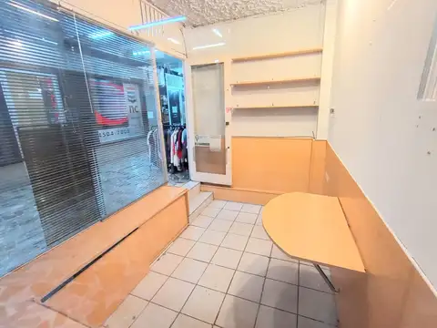 Local en Alquiler en Villa del Parque, $ 250.000