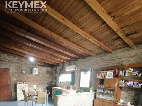 Casa en Matheu de 5 ambientes