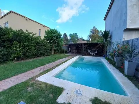 Casa en Alquiler Temporal en Las Glorias, USD 2.000