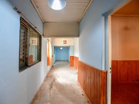 Casa 3 dormitorios APTA BANCO c/ cochera y patio