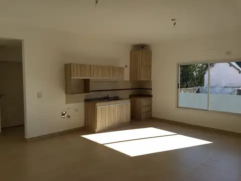 Departamento 3 ambientes con 1 baño