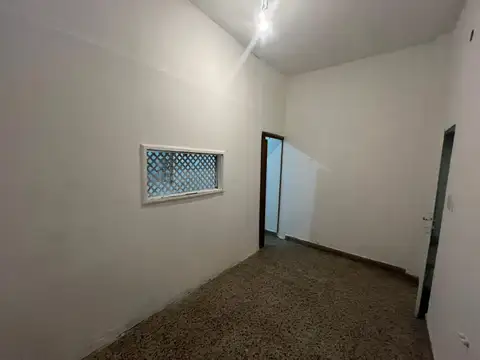 Monoambiente dividido en alquiler en Villa Bonich