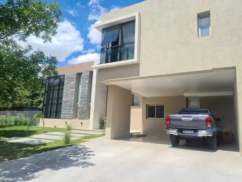 Casa en Venta en Cordoba, USD 880.000