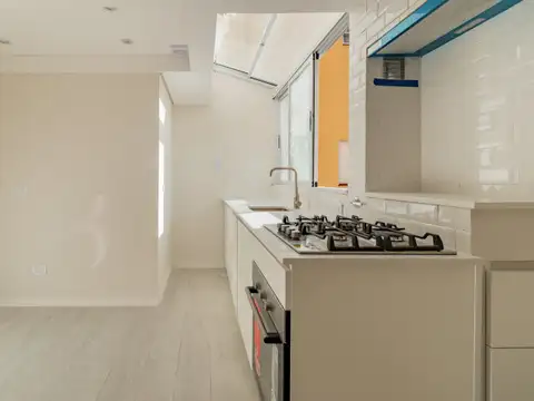 Venta 2amb refaccionado en Parque Chacabuco