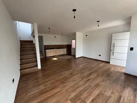 CASA EN VENTA 3 DORMITORIOS A ESTRENAR VILLA SAN NICOLAS