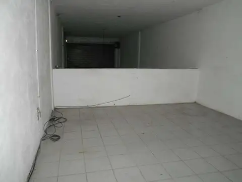 Galpon en Alquiler 18  mts Fondo