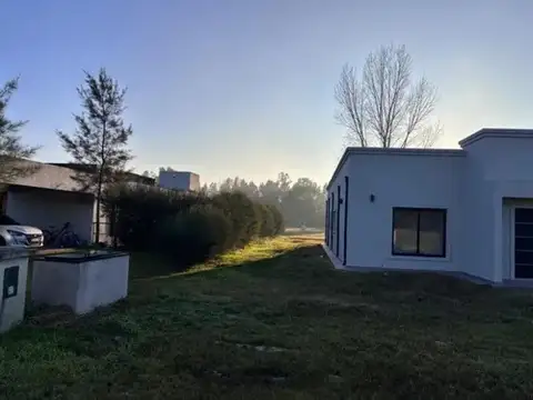 Casa en Venta en La Plata, USD 170.000