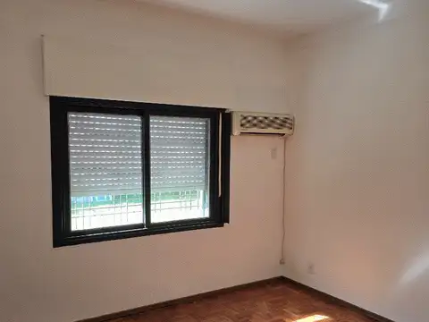 Oficina en Alquiler en Villa Luzuriaga, $ 1.400.000
