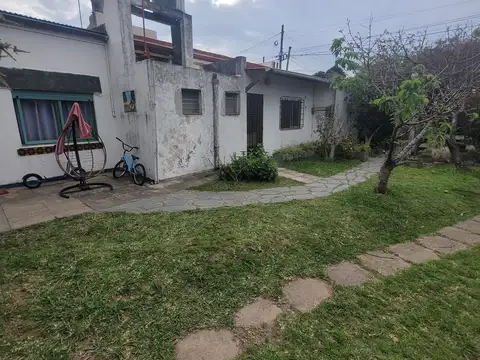 Dos terrenos en venta en centro de Ezpeleta