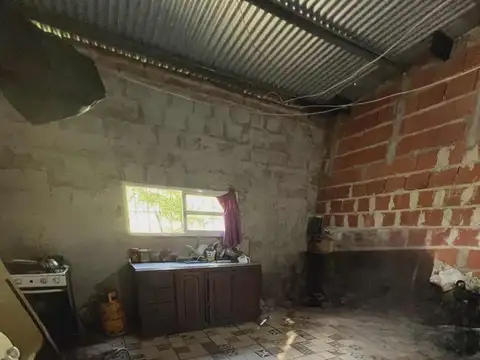 Terreno 30x50 - Sobre Av. Martina - Con casa reciclar