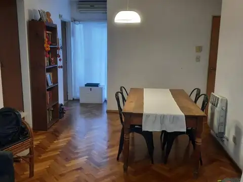 San Lorenzo 2100, Piso 1