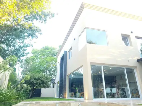Casa en Alquiler en Acassuso El Cano  /  Río, USD 5.500
