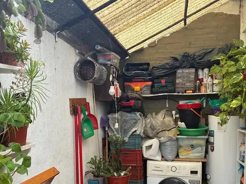Casa 4 ambientes con 1 baño